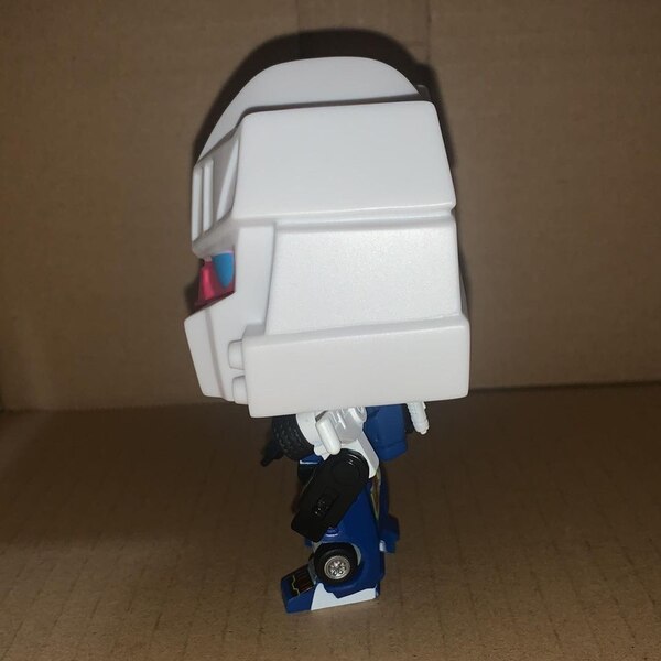 Funko Pop Retro Transformers G1 Tracks In Hand Images  (4 of 4)